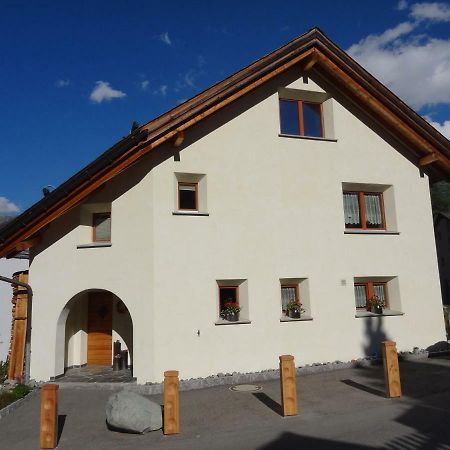 Crusch 32 Apartment Samedan Exterior foto
