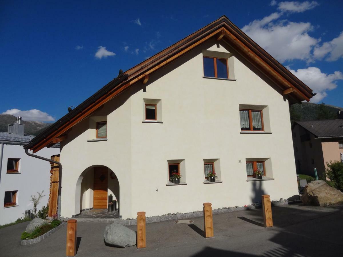 Crusch 32 Apartment Samedan Exterior foto